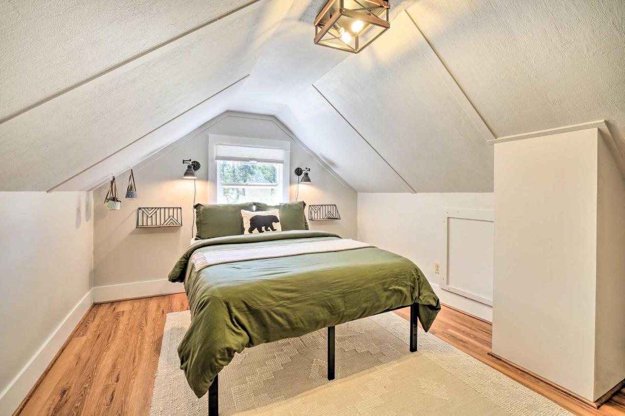 Cozy Black Bear Retreat By Mount Rainier! Ashford Ngoại thất bức ảnh